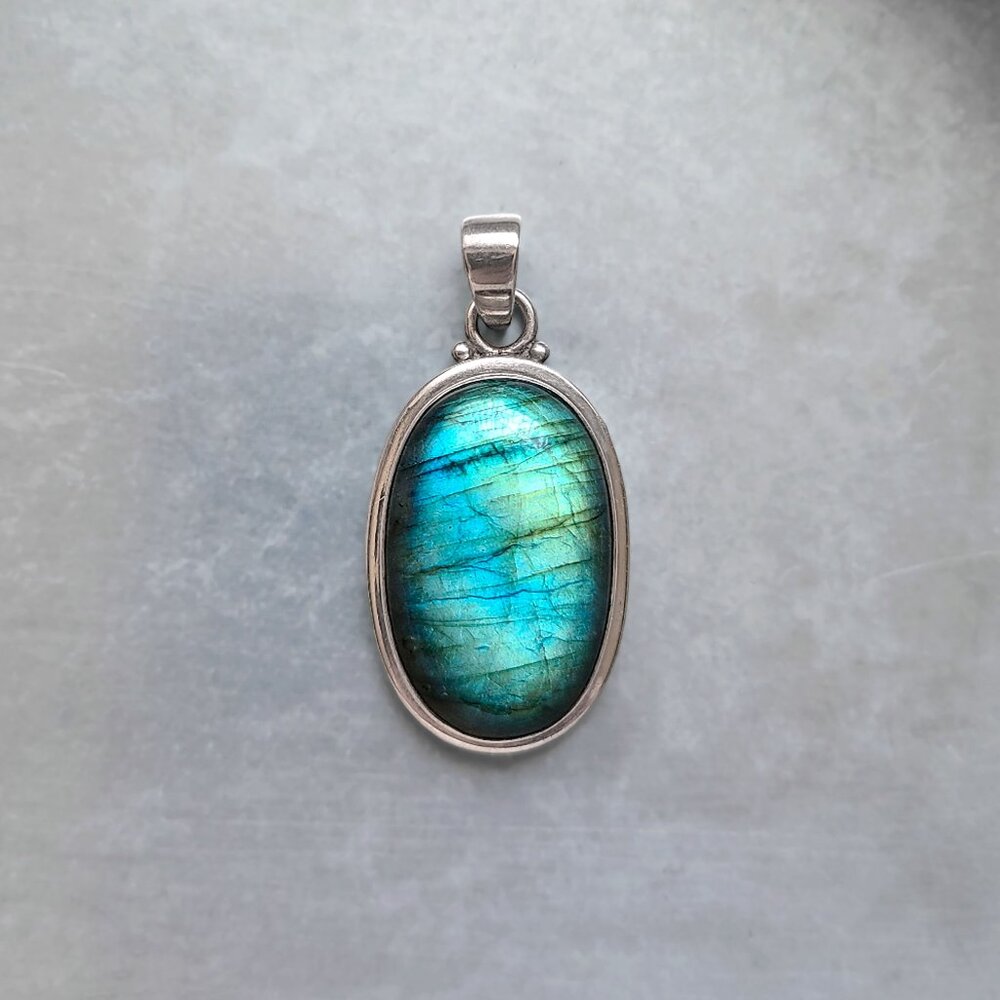 LABRADORITE Pendant ~ 925 Silver ~ Oval Cabochon